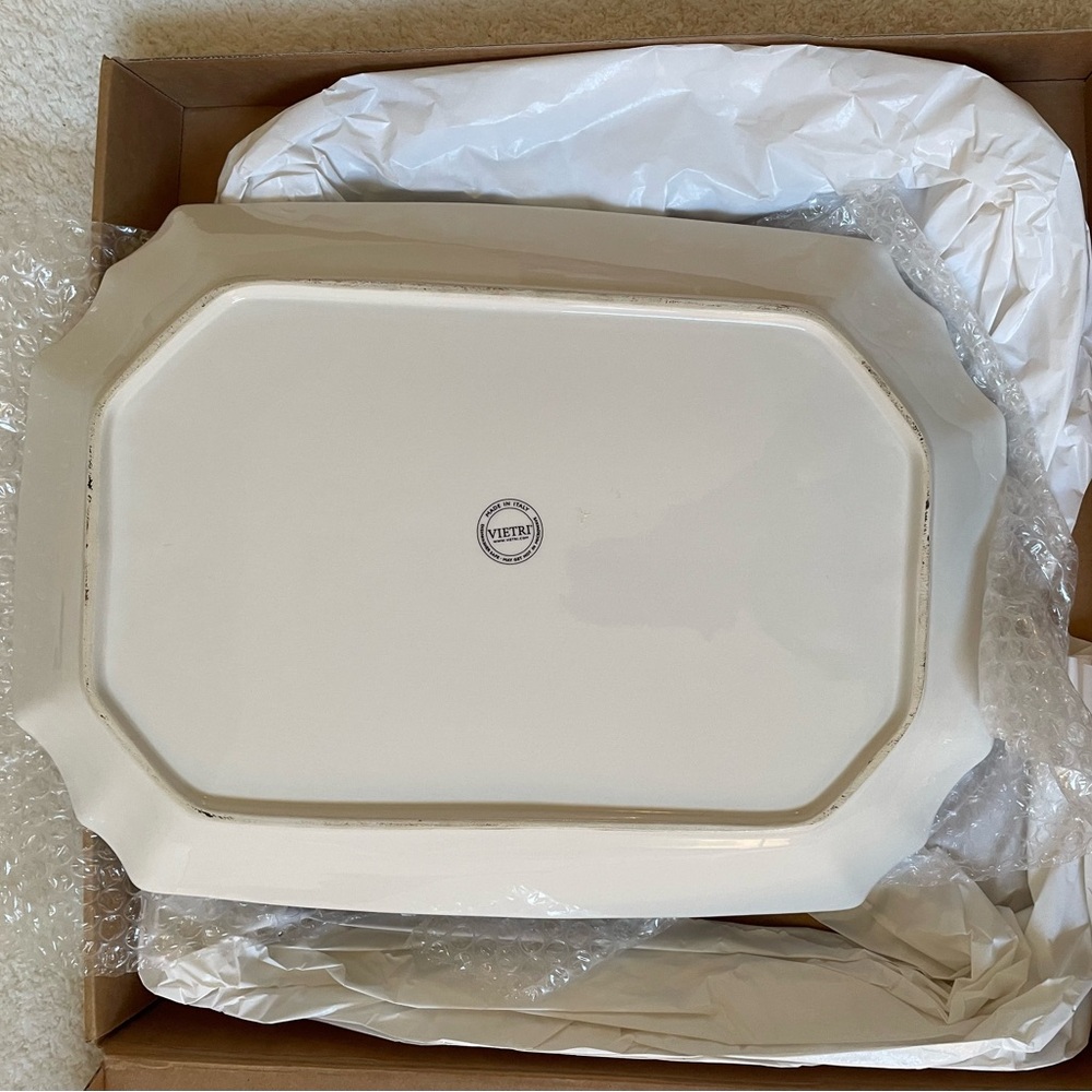 VIETRI
SKU: UBL-7423
Uccello Blu Rectangular Platter - Picture 5 of 10